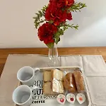 Charlotte Suite Near Piazza Unita